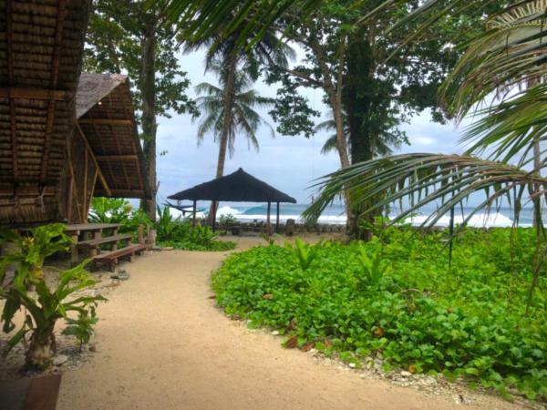 Southern Mentawai Outpost Sibigau Island Exterior photo